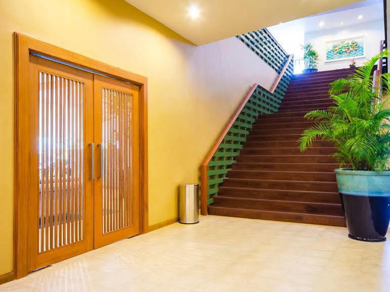 Rimkhobfa Urban Resort Bangkok Bagian luar foto