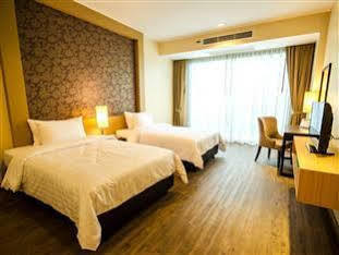 Rimkhobfa Urban Resort Bangkok Bagian luar foto